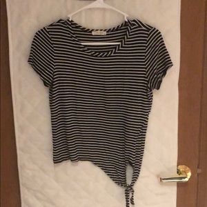 Olivia Rae t-shirt size S